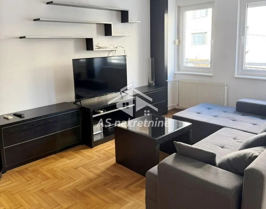 Rent, three bedroom apartment, 69m², Palilula Sve Podlokacije, Beograd