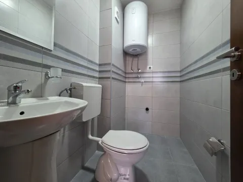 Prodaja, stan, 73m², Tuški Put, Podgorica - image 11