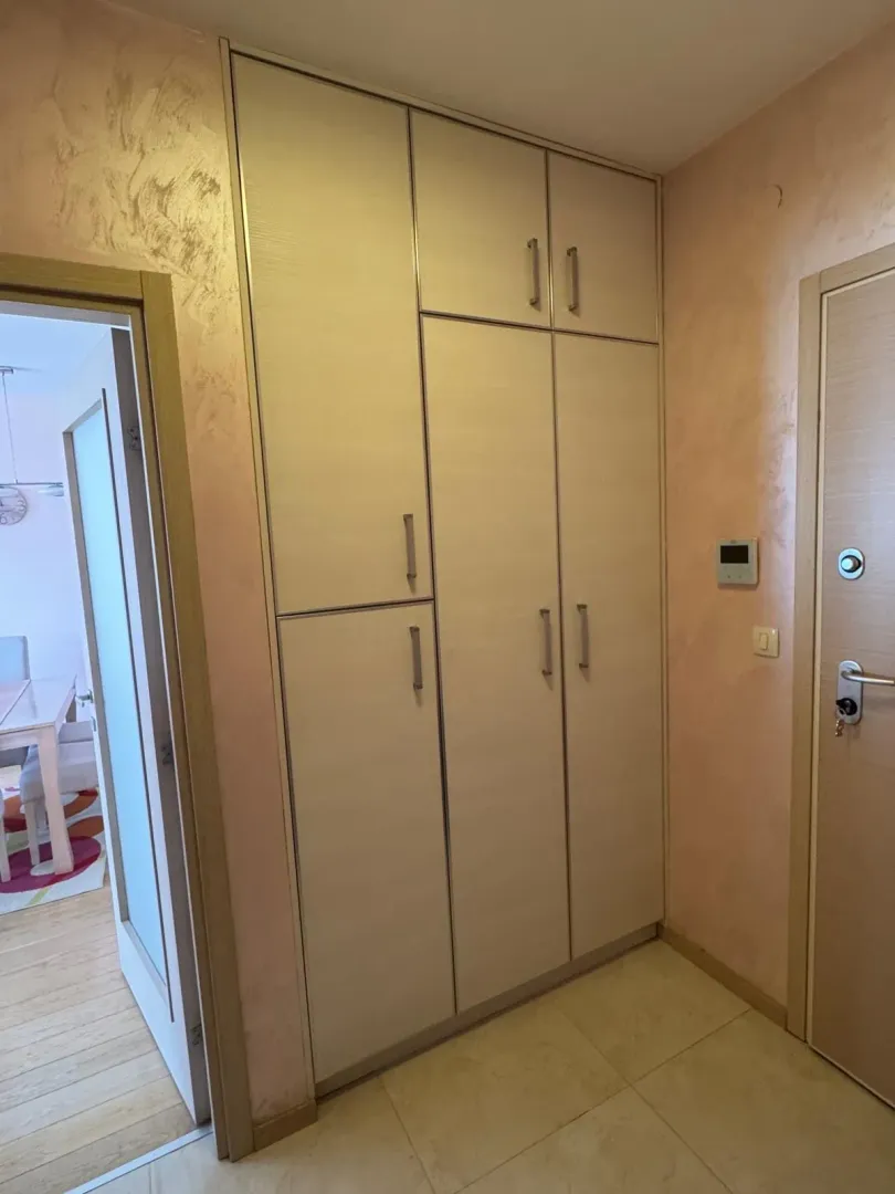 Izdavanje, dvosoban stan, 70m², City Kvart, Podgorica