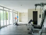 Izdavanje, kuća, 560m², Veliki Mokri Lug, Zvezdara Sve Podlokacije - image 31