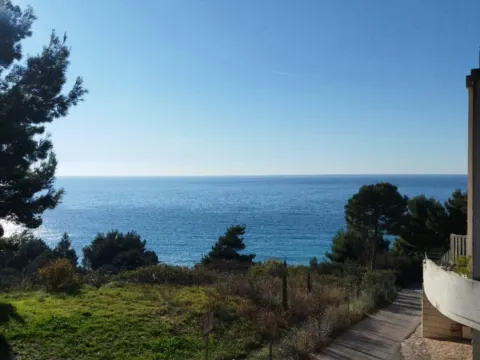 Prodaja, četvorosoban stan, 46m², Sveti Stefan, Budva - image 2