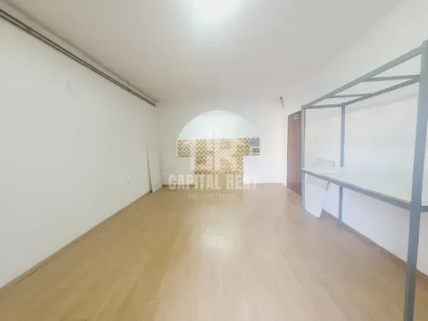 Rent, office space, 35m², Mali Mokri Lug, Zvezdara Sve Podlokacije - image 2