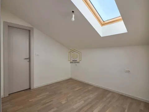 Prodaja, jednosoban stan, 50m², Tološi, Podgorica - image 10