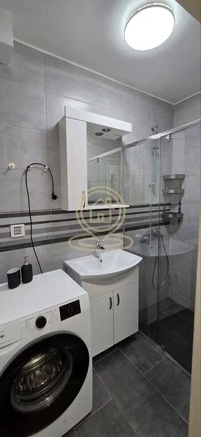 Izdavanje, dvosoban stan, 56m², Socijalno, Novi Sad Sve Podlokacije