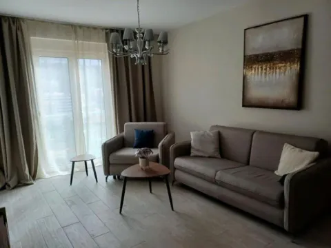 Daily-rent, one bedroom apartment, 58m², Bečići, Budva - image 2