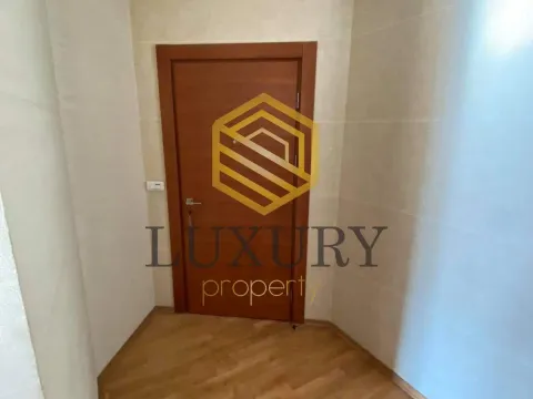 Izdavanje, jednosoban stan, 53m², Centar, Podgorica - image 6