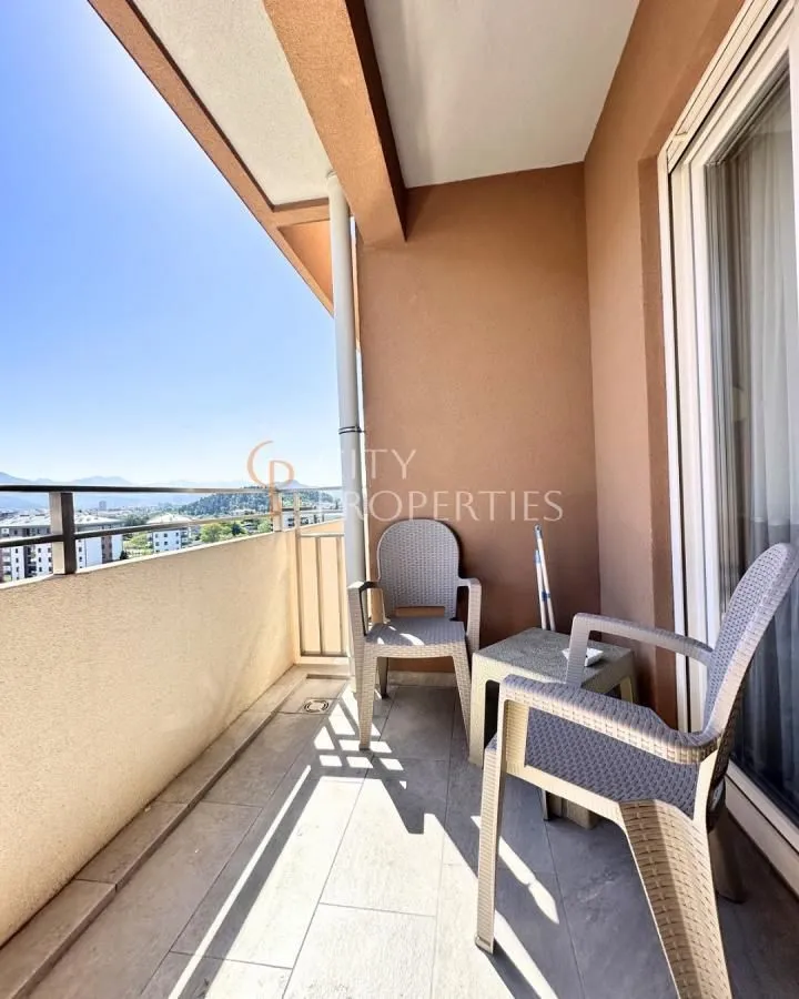 Izdavanje, stan, 49m², Central Point, Podgorica