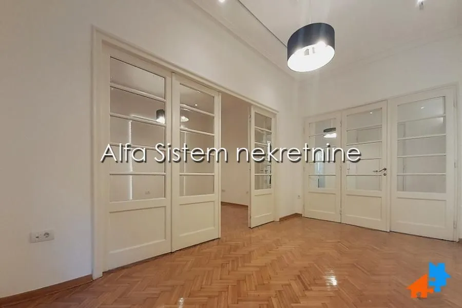 Rent, office space, 87m², Kalenić Pijaca, Vračar Sve Podlokacije