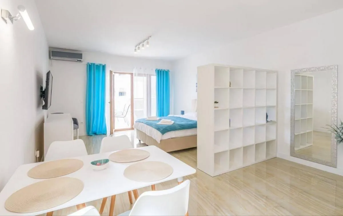 Prodaja, jednosoban stan, 87m², Donja Lastva, Tivat