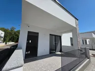 Prodaja, kuća, 86m², Ulcinj, Crna Gora - image 9