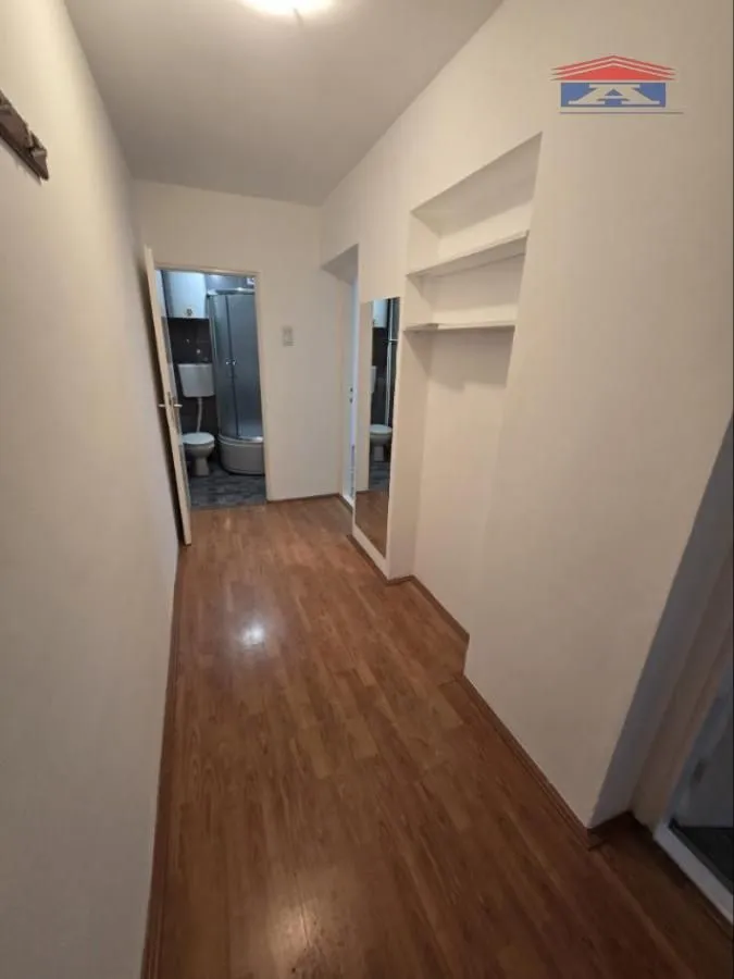 Izdavanje, dvosoban stan, 54m², Železnička Stanica, Novi Sad Sve Podlokacije