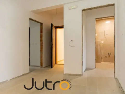 Prodaja, četvorosoban stan, 155m², Podgorica, Crna Gora - image 6