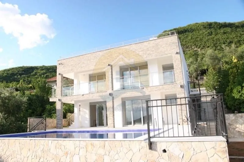 Prodaja, kuća, 267m², Kumbor, Herceg Novi