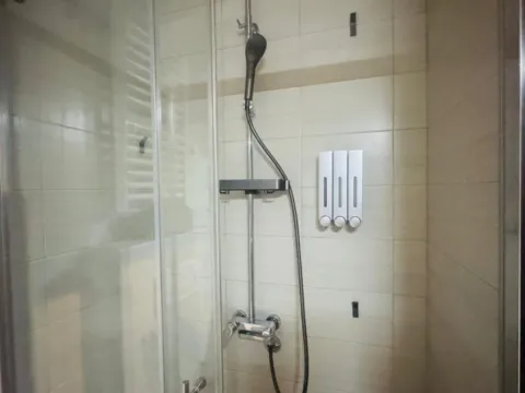 Izdavanje, jednosoban stan, 50m², City Kvart, Podgorica - image 3