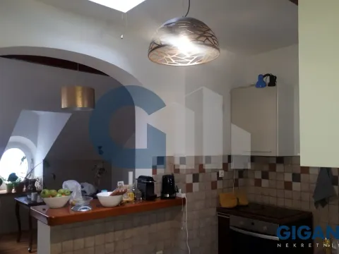 Izdavanje, četvorosoban stan, 115m², Stari Grad, Beograd - image 10