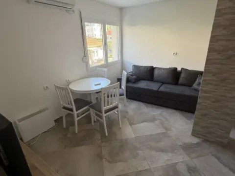 Prodaja, dvosoban stan, 52m², Tivat, Crna Gora - image 3