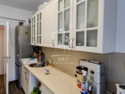 Prodaja, trosoban stan, 77m², Crveni Krst, Beograd - image 8