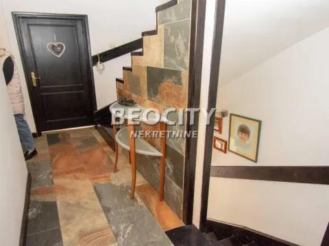 Sale, house, 578m², Cerak, Beograd - image 9