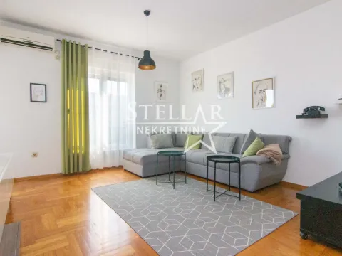Rent, one bedroom apartment, 55m², Pobrežje, Podgorica - image 1