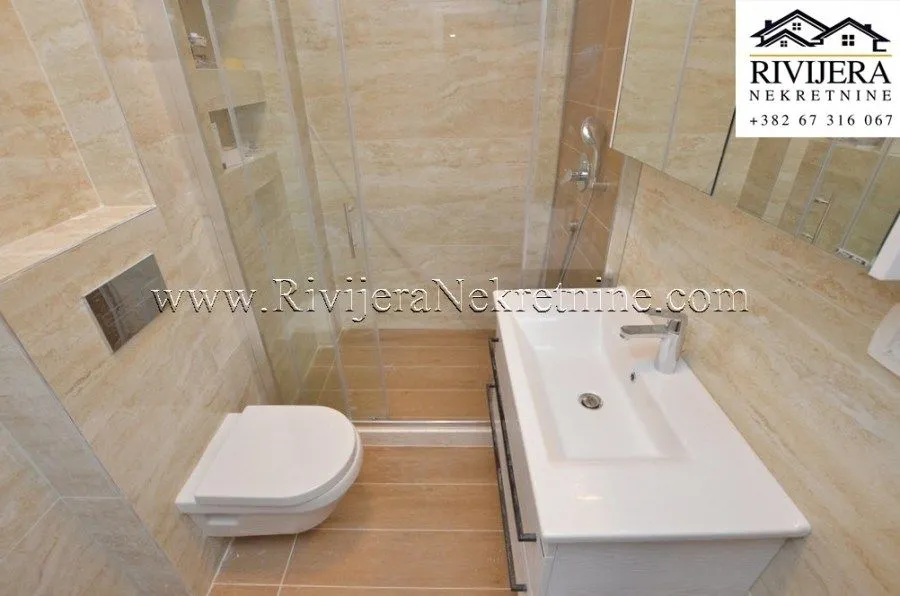 Prodaja, dvosoban stan, 96m², Đenovići, Herceg Novi