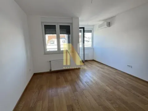 Rent, studio apartment, 33m², Bulevar Oslobodjenja, Novi Sad Sve Podlokacije - image 3