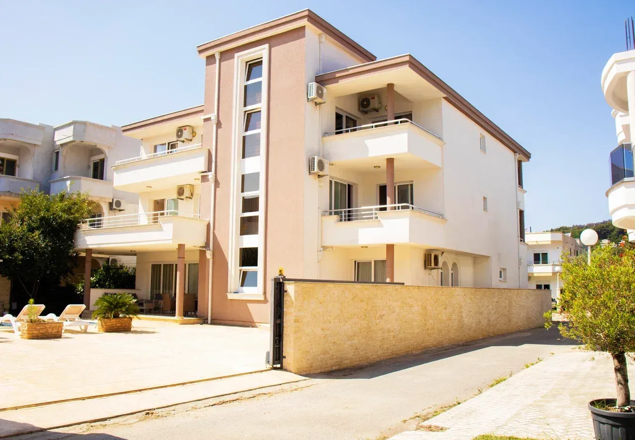 Prodaja, kuća, 702m², Centar, Ulcinj