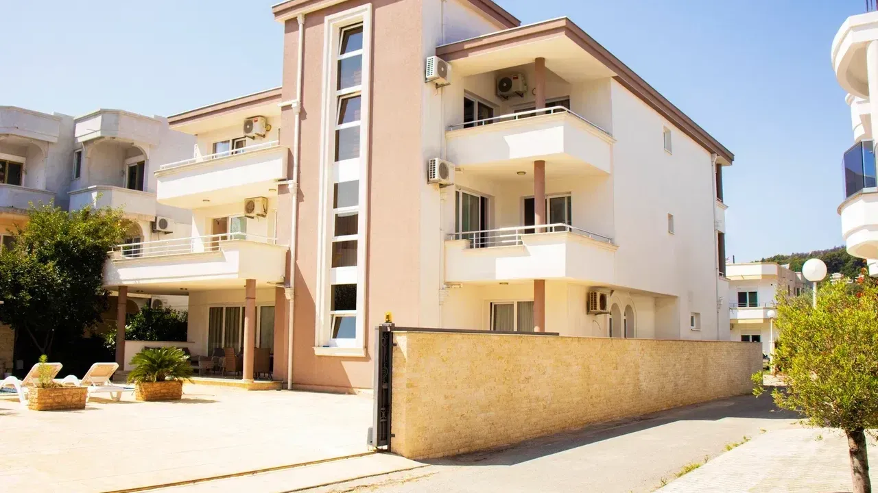 Prodaja, kuća, 702m², Centar, Ulcinj