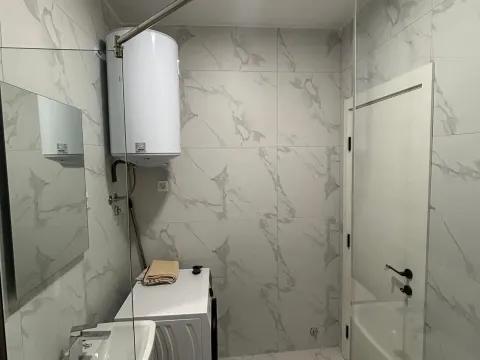Rent, two bedroom apartment, 66m², Stari Aerodrom, Podgorica - image 11