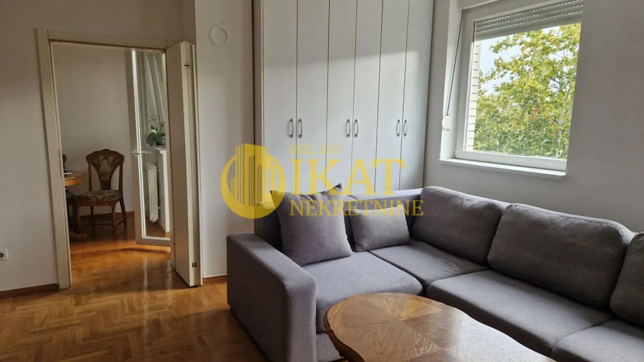 Izdavanje, dvosoban stan, 66m², Novi Beograd Sve Podlokacije, Beograd