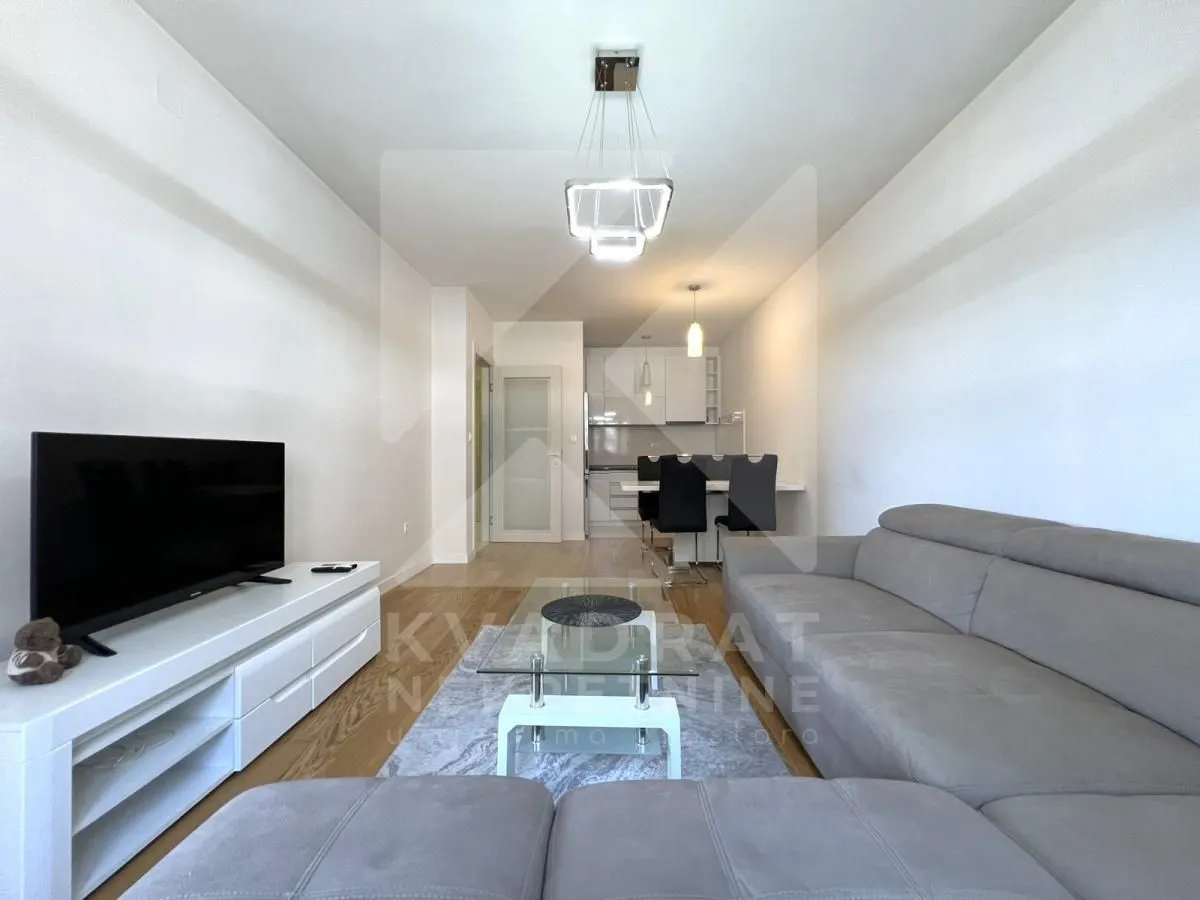 Rent, one bedroom apartment, 49m², Central Point, Podgorica