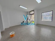 Izdavanje,  poslovni prostor, 90m2, Salajka, Novi Sad, Novi Sad