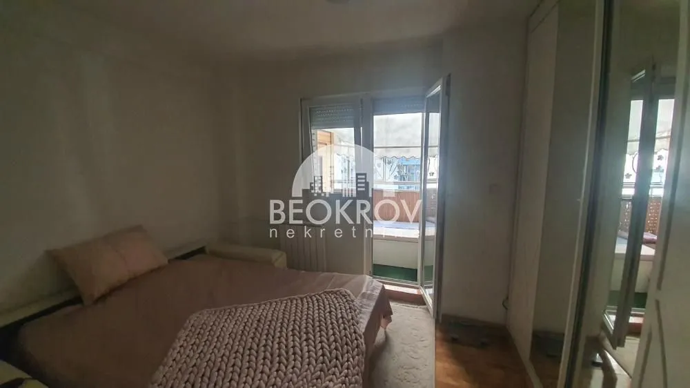 Izdavanje, četvorosoban stan, 150m², Čubura, Beograd