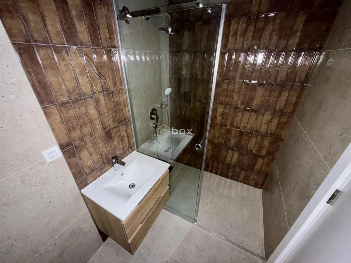 Prodaja, jednosoban stan, 46m², Pantelej, Niš
