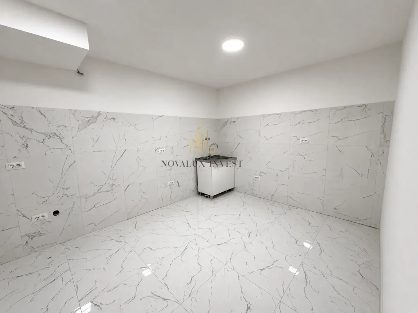 Rent, office space, 160m², Dalmatinska ulica, Podgorica