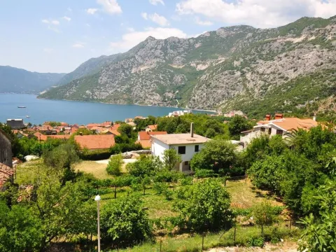Prodaja, dvosoban stan, 92m², Risan, Kotor - image 8