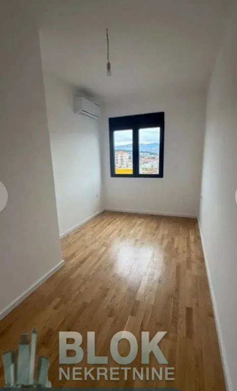 Sale, three bedroom apartment, 83m², Stari Aerodrom, Podgorica