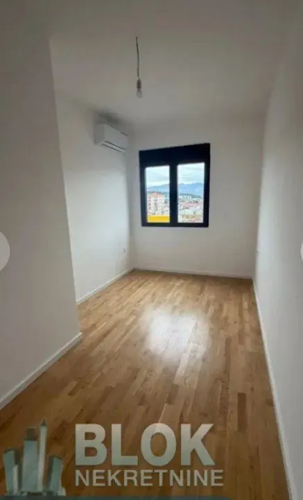 Sale, three bedroom apartment, 83m², Stari Aerodrom, Podgorica