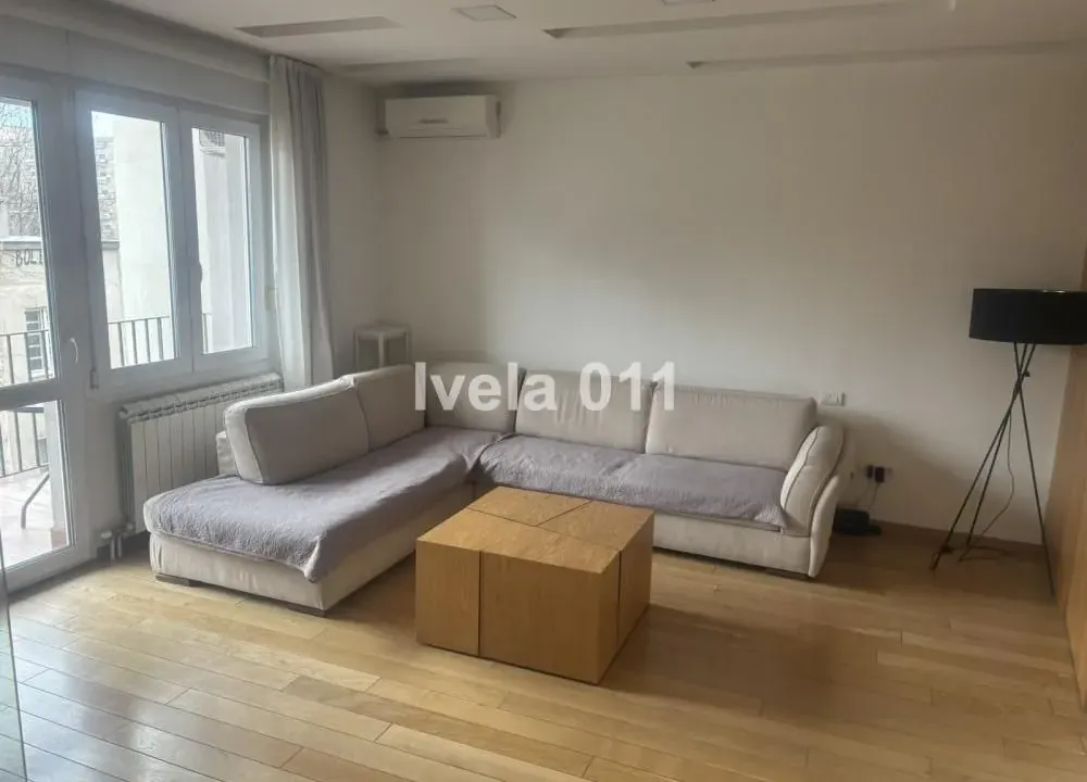 Izdavanje, dvosoban stan, 70m², Slavija, Vračar Sve Podlokacije