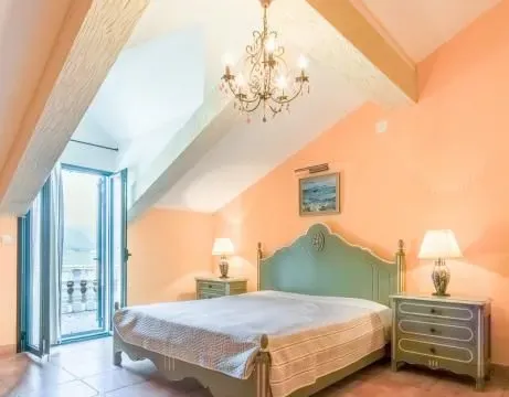 Prodaja, kuća, 365m², Dobrota, Kotor - image 7