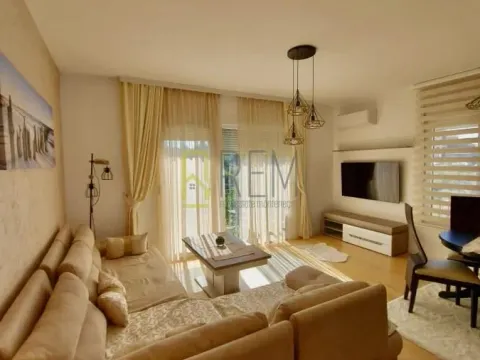 Izdavanje, dvosoban stan, 63m2, Drac, Podgorica Izdavanje, dvosoban stan, 63m2, Drac, Podgorica