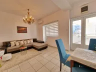 Izdavanje, dvosoban stan, 52m², Budva, Crna Gora - image 1
