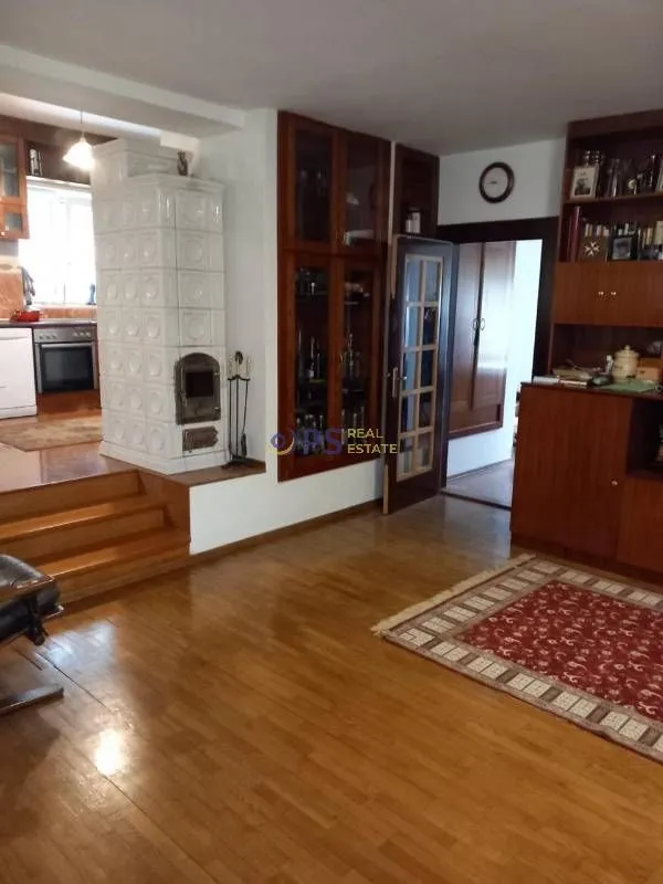 Prodaja, kuća, 400m², Podgorica, Crna Gora
