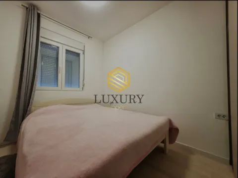 Rent, one bedroom apartment, 40m², 1 maj, Podgorica - image 7