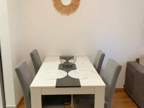 Izdavanje, jednosoban stan, 40m², Adamovićevo Naselje, Novi Sad Sve Podlokacije - image 4