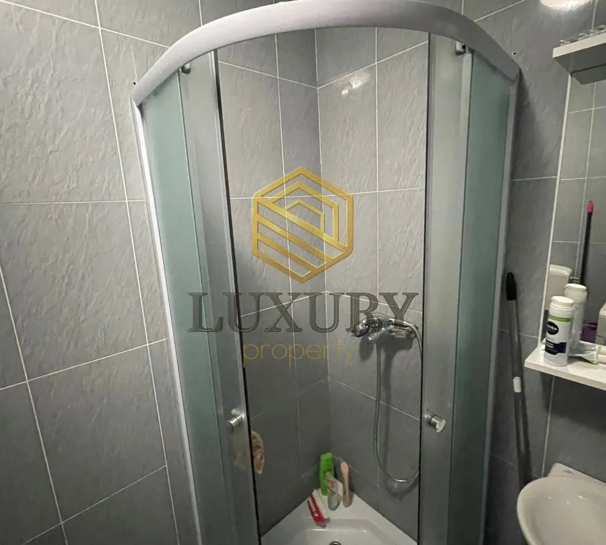 Izdavanje, jednosoban stan, 36m², 1 maj, Podgorica