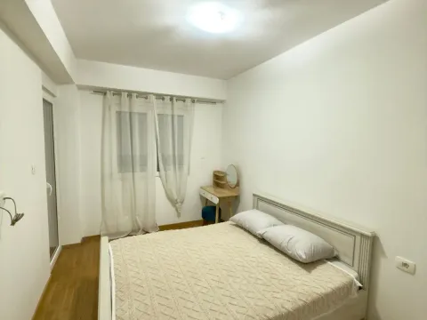 Izdavanje, dvosoban stan, 60m², Ljubović, Podgorica - image 7
