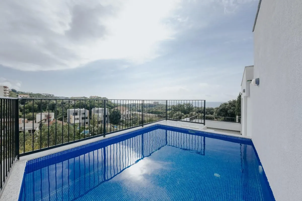 Sale, house, 250m², Utjeha, Bar