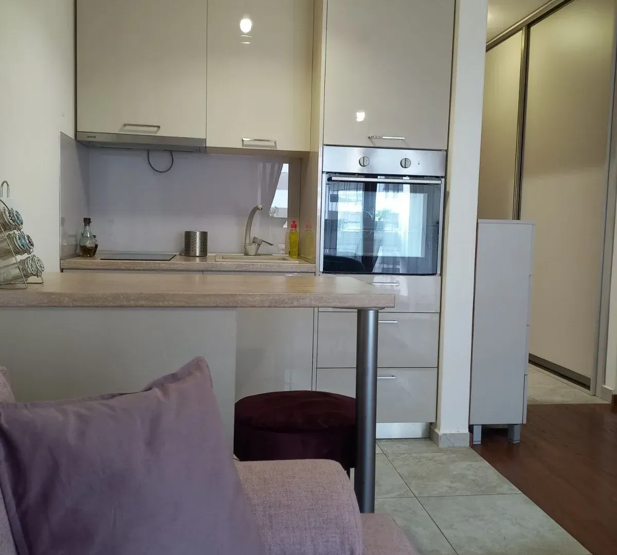 Izdavanje, stan, 30m², Master Kvart, Podgorica
