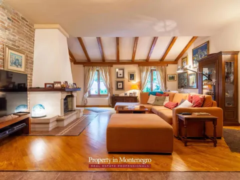 Prodaja, kuća, 303m², Orahovac, Kotor - image 2