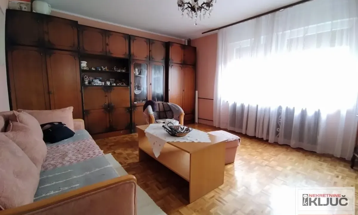 Sale, three bedroom apartment, 76m², Sajmište, Novi Sad
